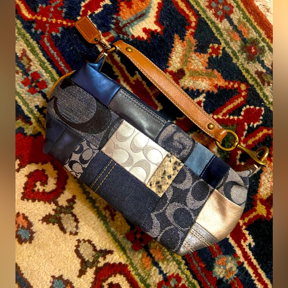 B063-40005 Vintage Coach Patchwork Signature C Denim Leather Mini Purse